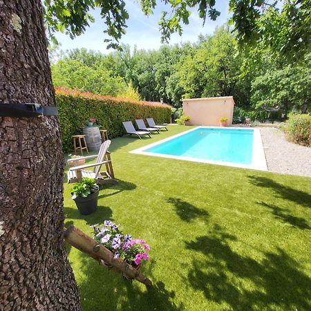 Gite Sous Les Chenes Le Thoronet Exterior foto